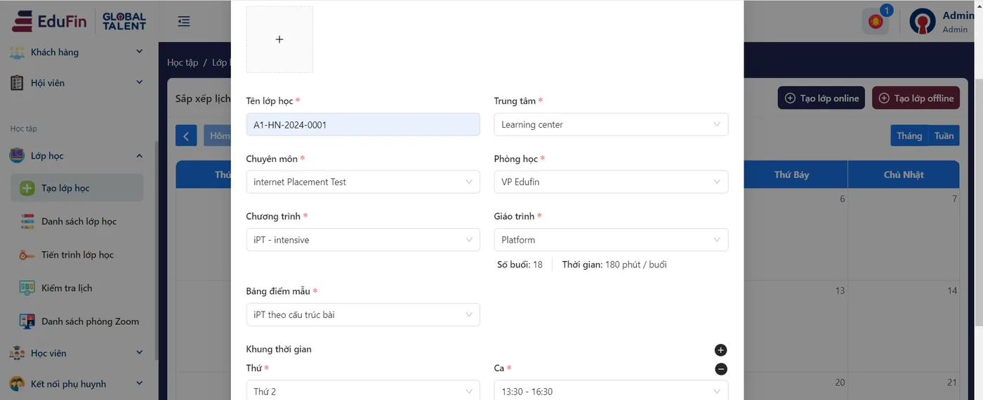 Màn hình tạo lớp học với chương trình, giáo trình, số buổi và ca học