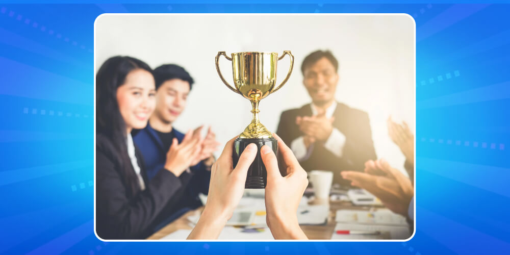 Phần thưởng là yếu tố tác động tới động lực làm việc của nhân viên